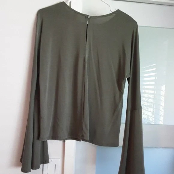 Design Lab top - Picture 2 of 5